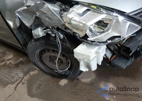 2008 Nissan Versa 1.8S из США, поврежденный, VIN 3N1BC13E68L371744